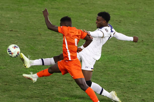 击力和中场 击力和中场