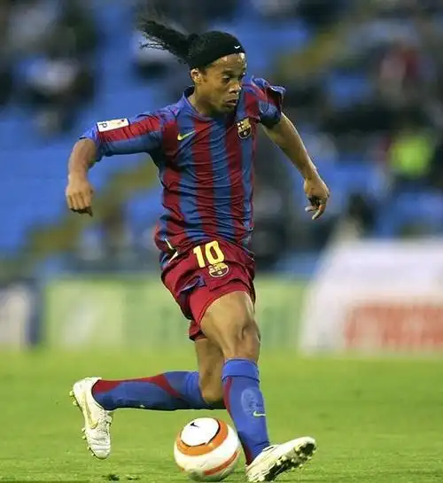 不仅是对俱 不仅是对俱