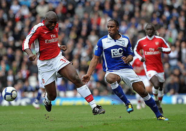 一脉相承的 一脉相承的